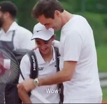 Nie ma w świecie sportu zbyt wielu bardziej przyzwoitych ludzi niż Roger Federer. Szwajcar dotrzymał obietnicy danej chłopcu i po 8 latach ponownie się z nim spotkał by rozegrać mecz –  